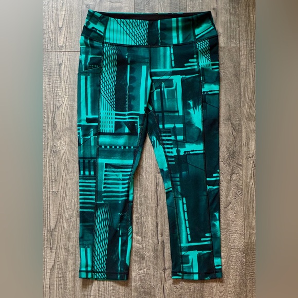 Lucy Leggings — Size Medium — EUC - Picture 2 of 8